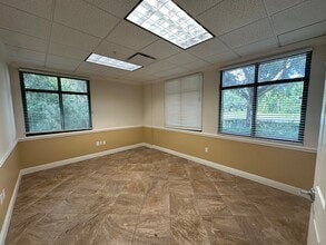 1207-1251 Sarasota Center Blvd, Sarasota, FL for lease Interior Photo- Image 2 of 6