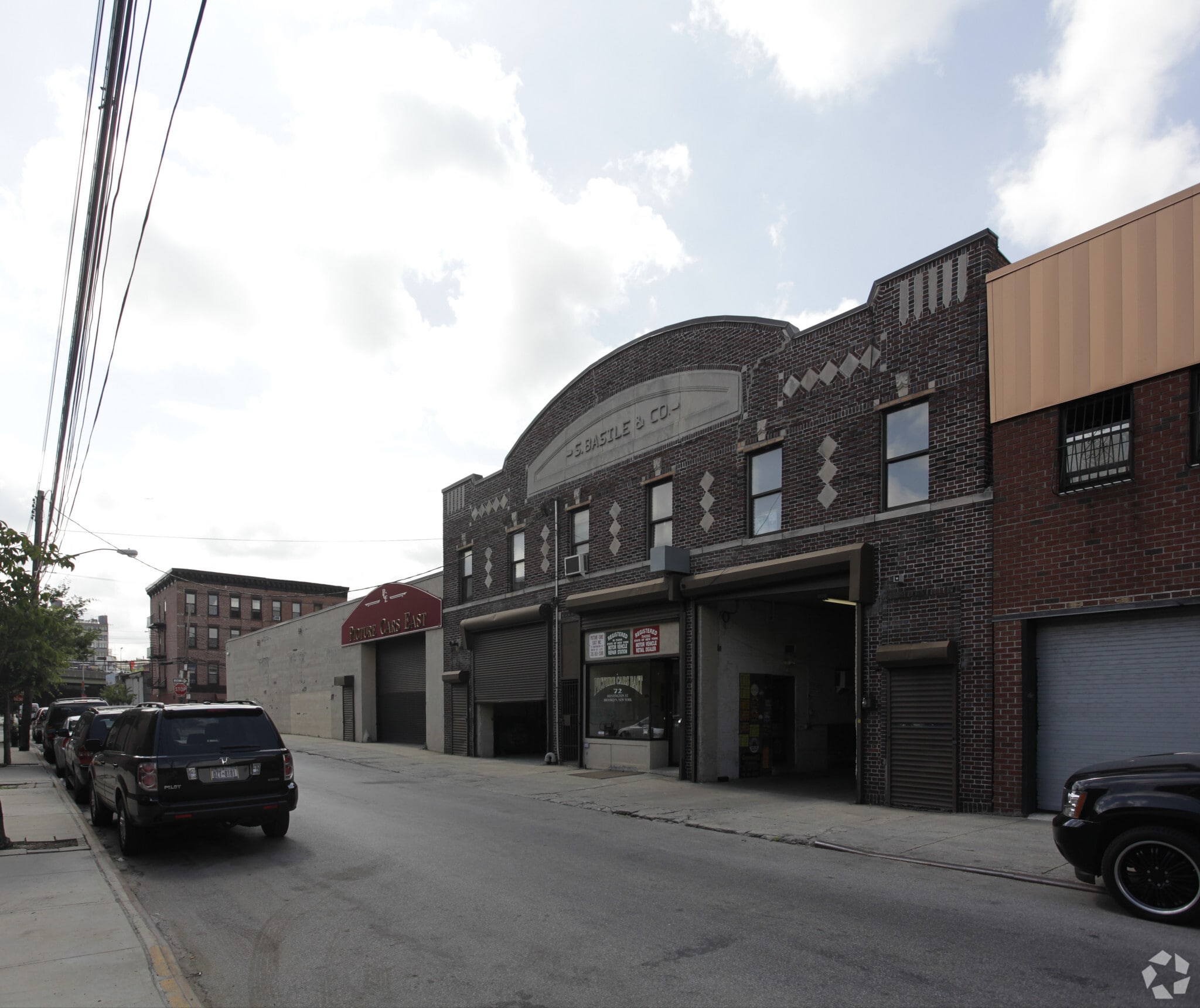 72 Huntington St, Brooklyn, NY for lease Primary Photo- Image 1 of 9
