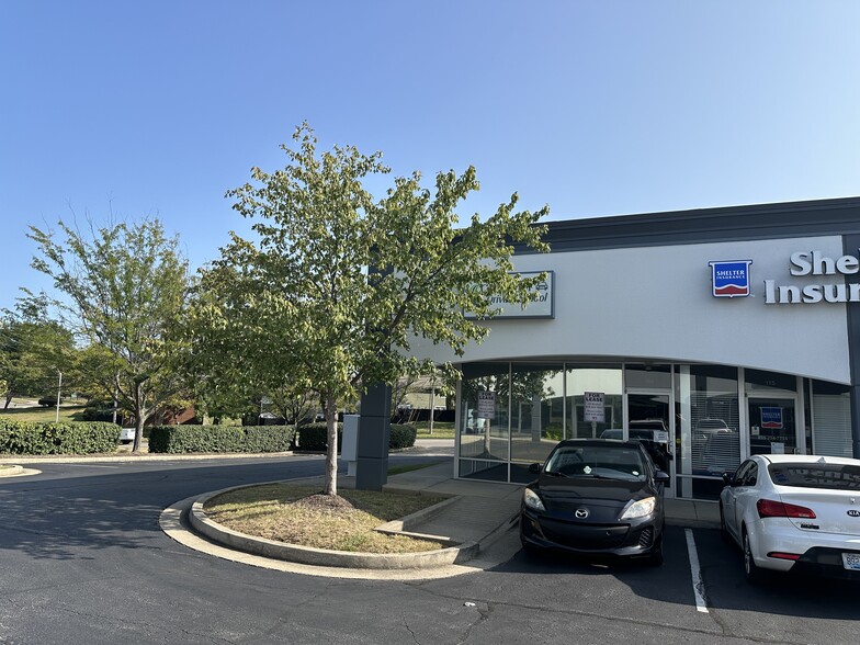 115-125 Codell Dr, Lexington, KY for lease - Building Photo - Image 3 of 9