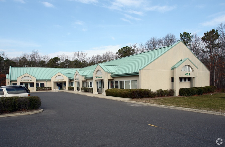 415 Chris Gaupp Dr, Absecon, NJ 08205