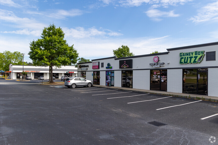150 S Houston Lake Rd, Warner Robins, GA for lease - Building Photo - Image 3 of 15