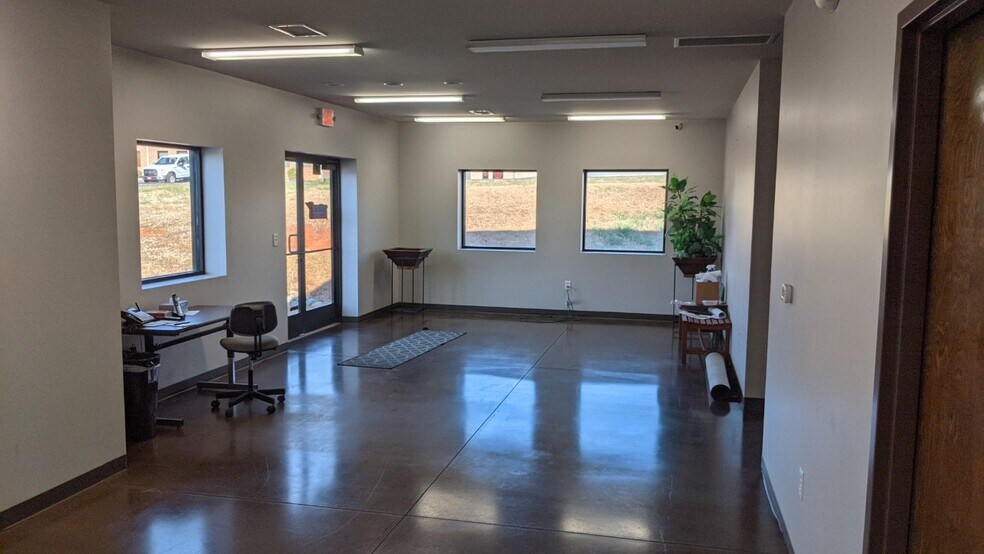 158 Houston Rd, Troutman, NC 28166