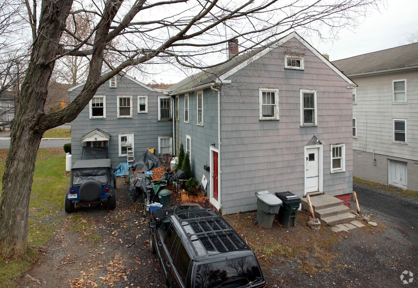 39 Main St, Tariffville, CT for lease - Building Photo - Image 3 of 4