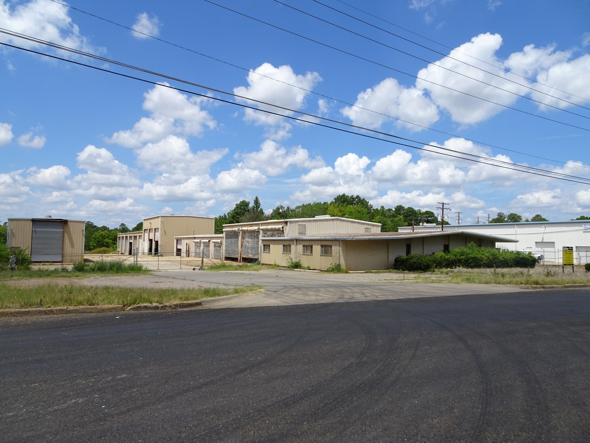 21 Frj Dr, Longview, TX for sale Primary Photo- Image 1 of 1
