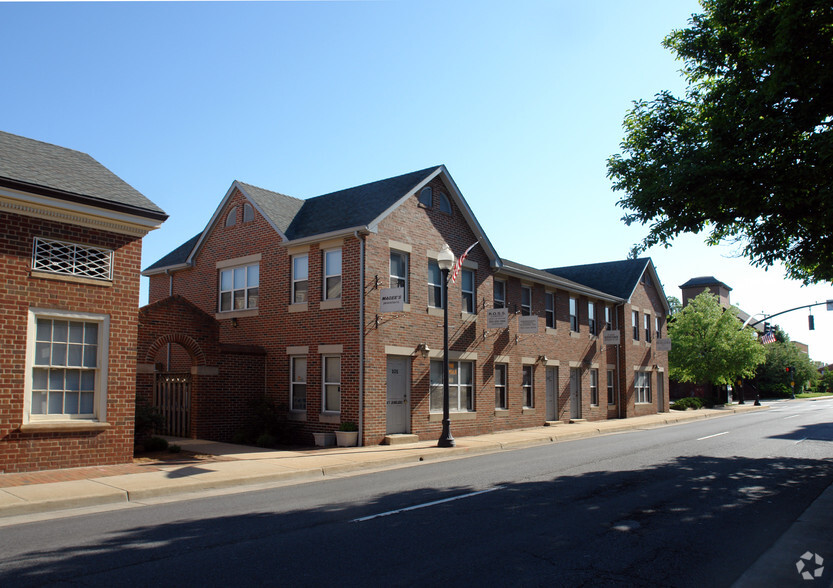 9100 Church St, Manassas, VA for sale - Building Photo - Image 3 of 11