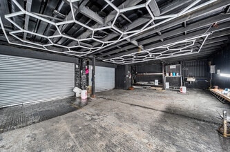 30 Whitchurch Ln, Harrow for lease Interior Photo- Image 2 of 5