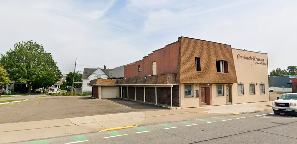 10783 W Jefferson, River Rouge, MI for sale - Building Photo - Image 1 of 34