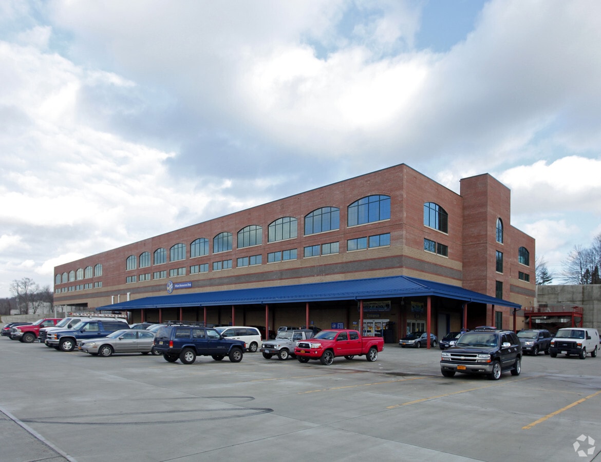 100 Corporate Dr, Blauvelt, NY 10913 Industrial for Lease