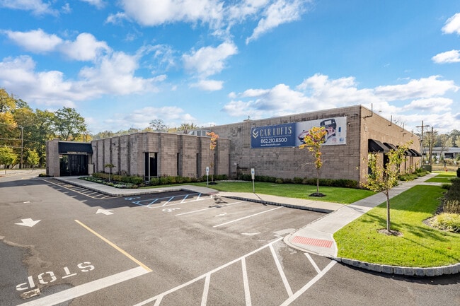 More details for 10 Kingsbridge Rd, Fairfield, NJ - Office for Lease