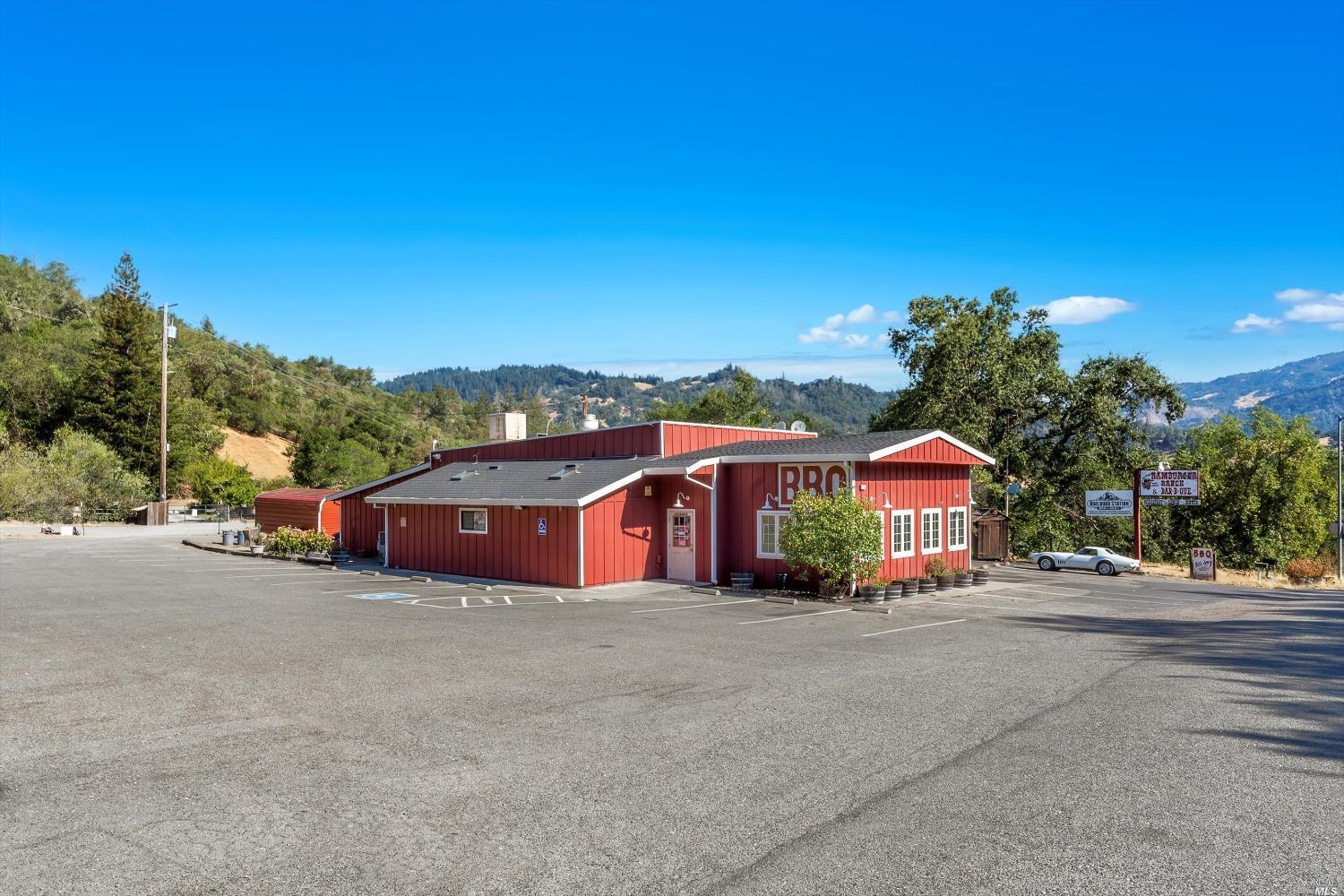 31195 N Redwood Hwy, Cloverdale, CA for sale Primary Photo- Image 1 of 1