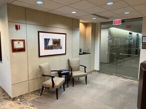 475 N Martingale Rd, Schaumburg, IL for lease Interior Photo- Image 2 of 10