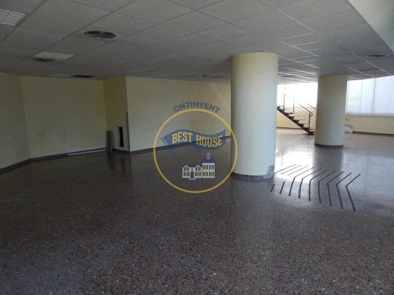 Retail in Ontinyent, Valencia for lease - Building Photo - Image 3 of 29