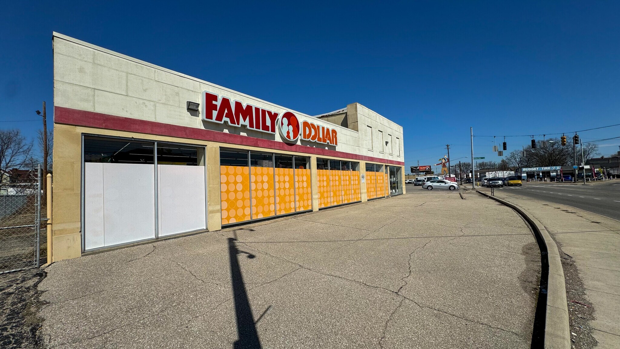 7439 Vine St, Cincinnati, OH for sale Building Photo- Image 1 of 14