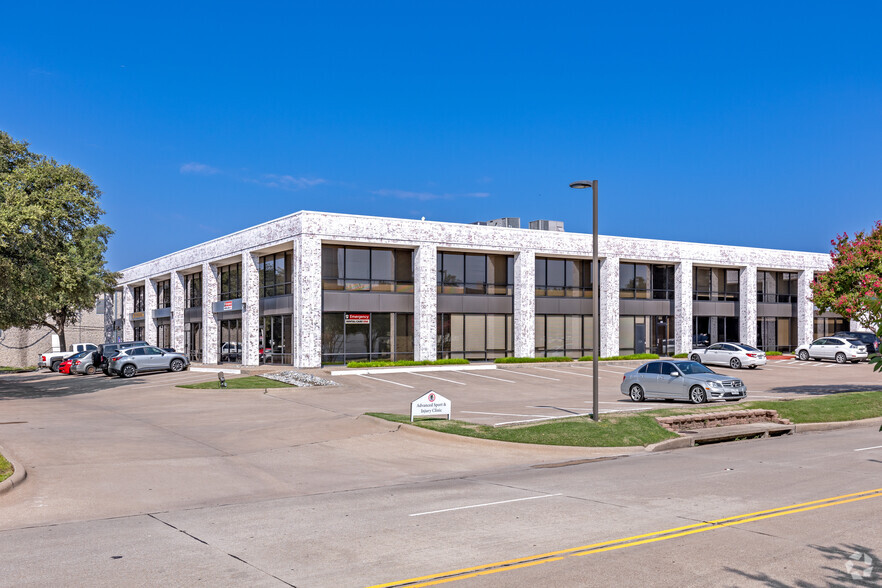 4801 Spring Valley Rd, Farmers Branch, TX for lease - Building Photo - Image 1 of 6