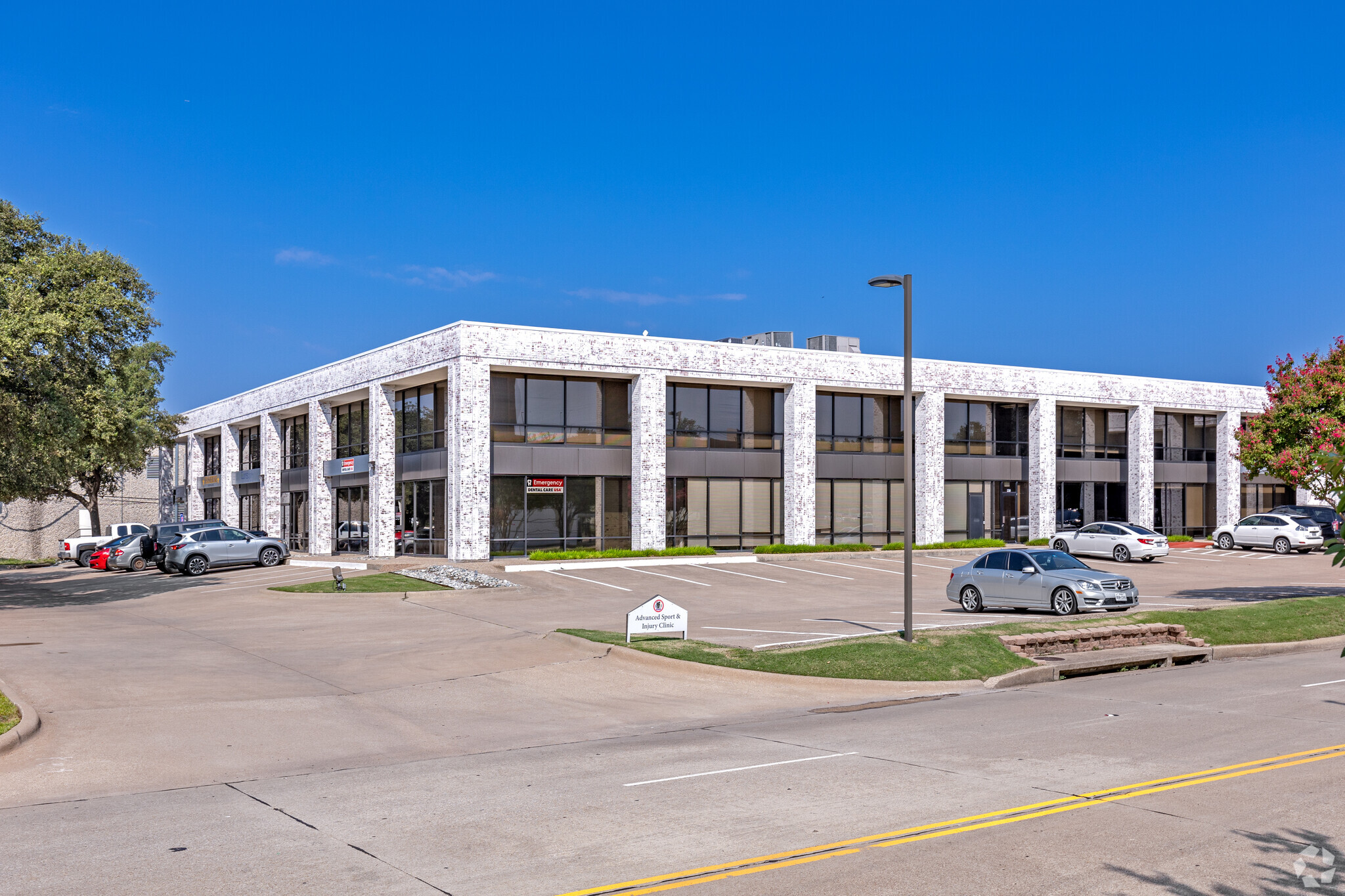 4801 Spring Valley Rd, Farmers Branch, TX for lease Building Photo- Image 1 of 7