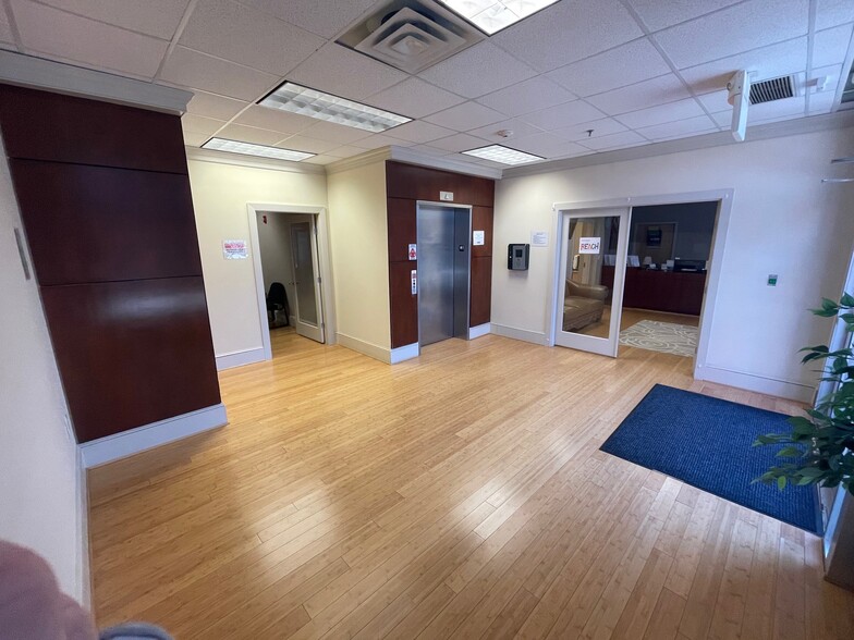 Chester Village Dr, Chester, VA for lease - Building Photo - Image 2 of 6