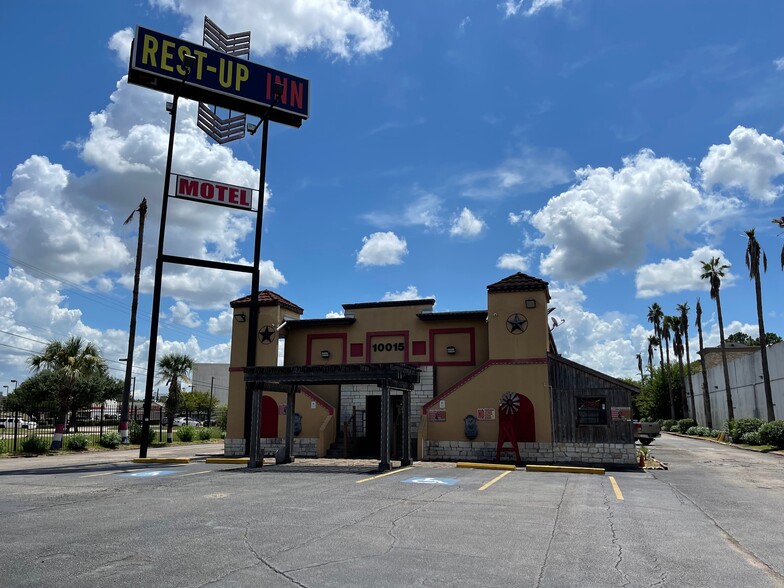 10015 Main St, Houston, TX for sale - Primary Photo - Image 1 of 1