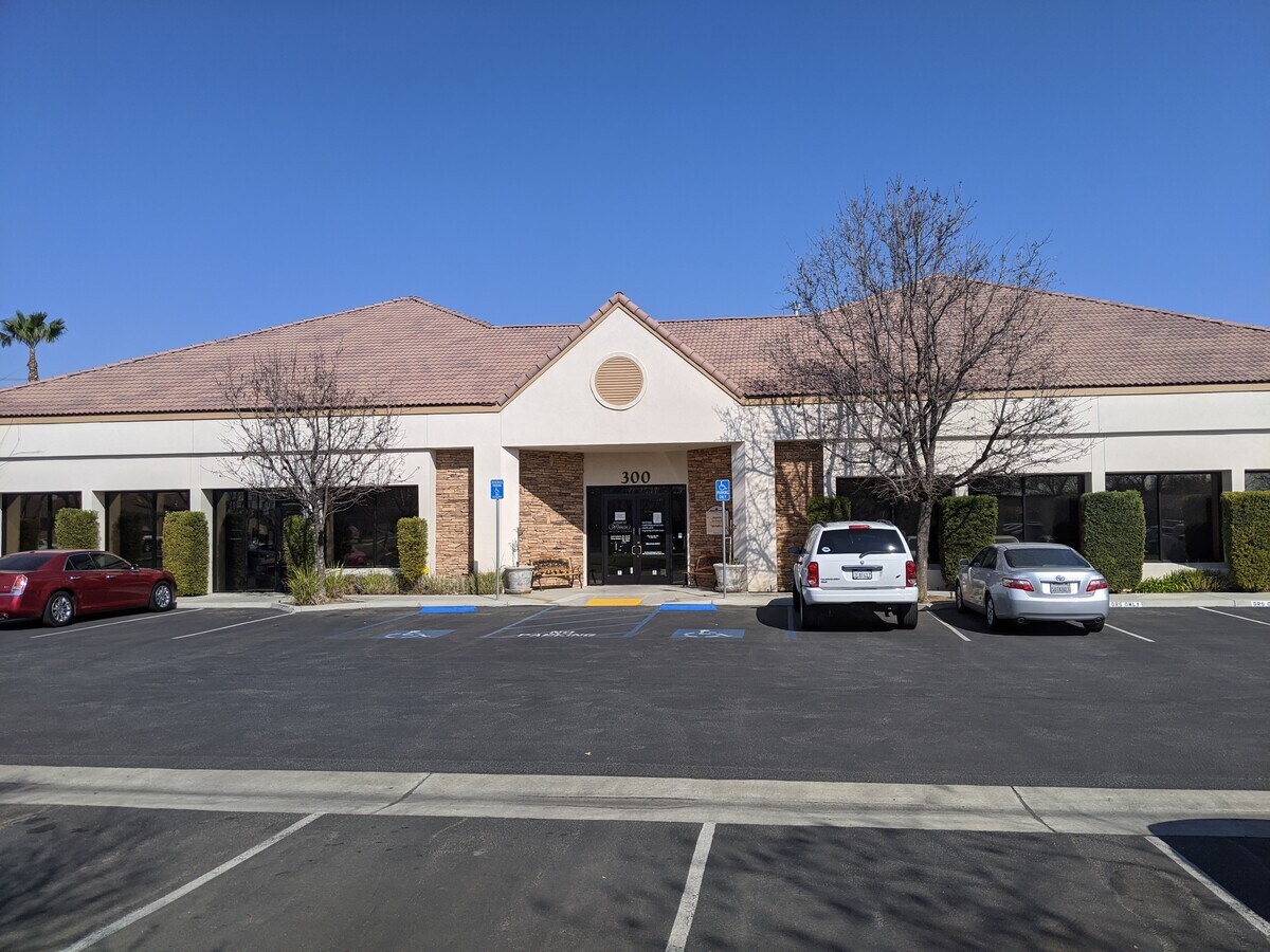 8501 Brimhall Rd, Bakersfield, CA 93312