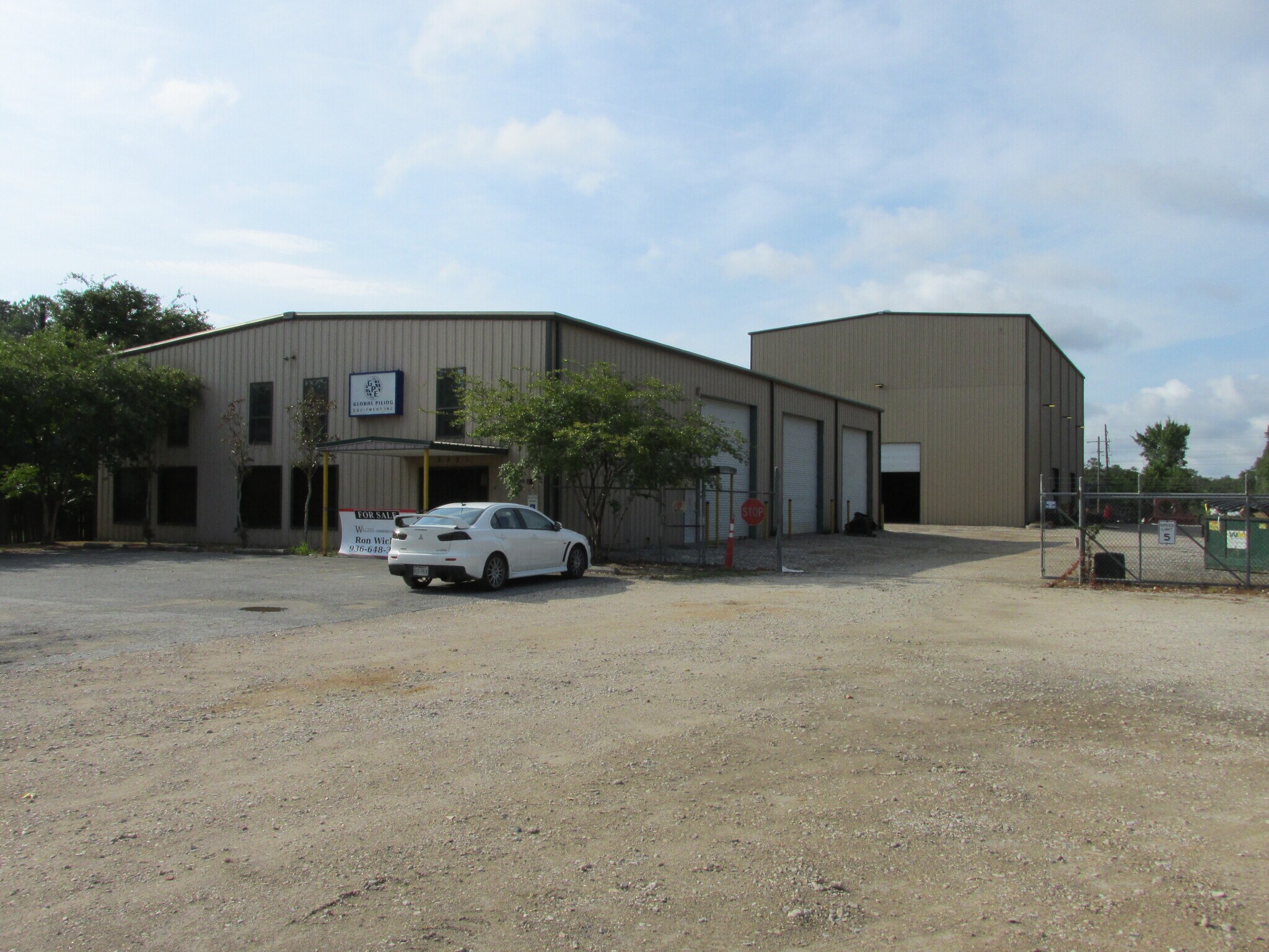 3321 E Davis, Conroe, TX for sale Building Photo- Image 1 of 1