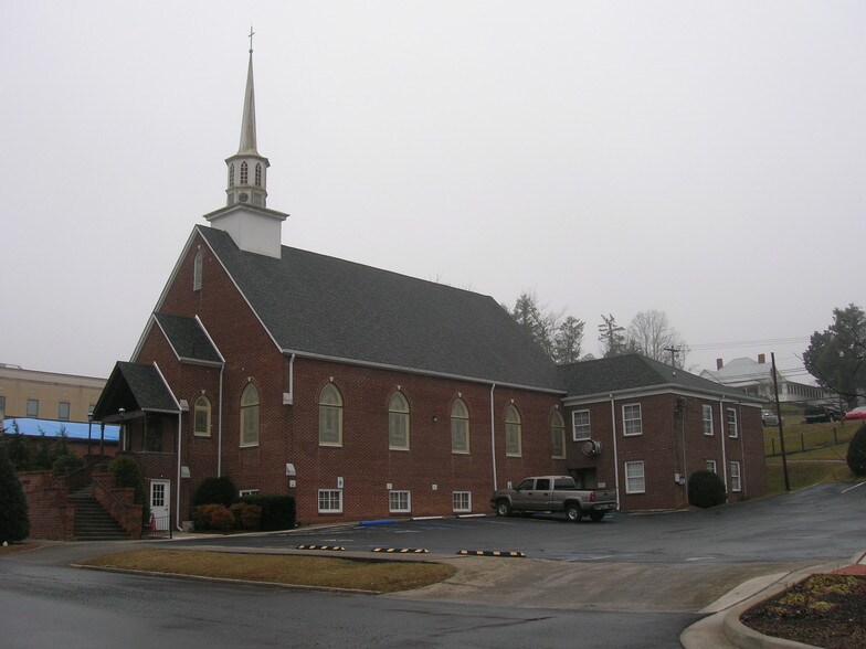 322 W Main St, Blue Ridge, GA for sale - Building Photo - Image 1 of 1