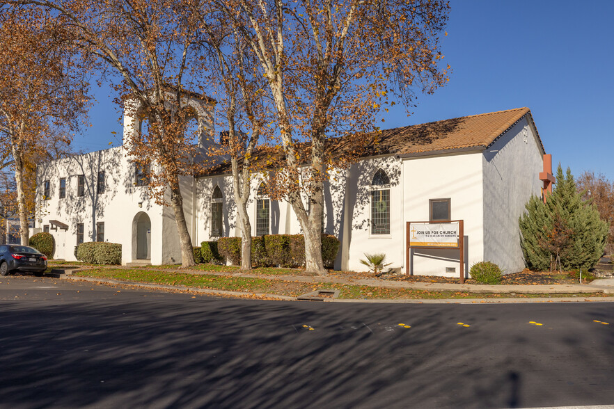 628 Royer St, Roseville, CA for lease - Building Photo - Image 1 of 52
