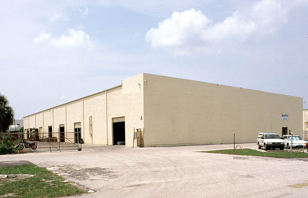 7555 Garden Rd, Riviera Beach, FL for sale Building Photo- Image 1 of 1