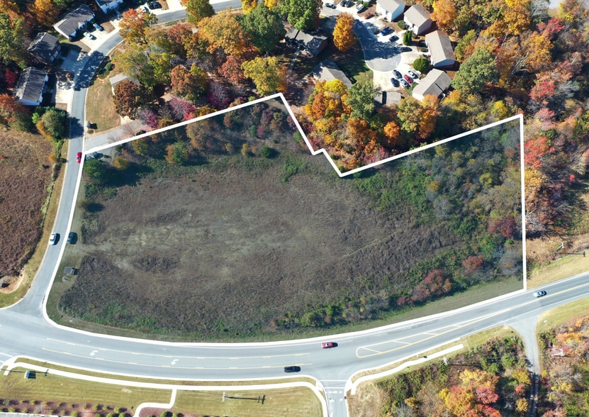 1890 Concord Lake Rd, Kannapolis, NC for sale - Aerial - Image 1 of 3