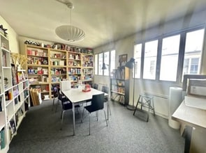 Rue Du Faubourg Saint-Antoine, Paris for lease Interior Photo- Image 2 of 11