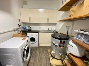 4-6 Queen St, Carmarthen for lease Interior Photo- Image 1 of 4