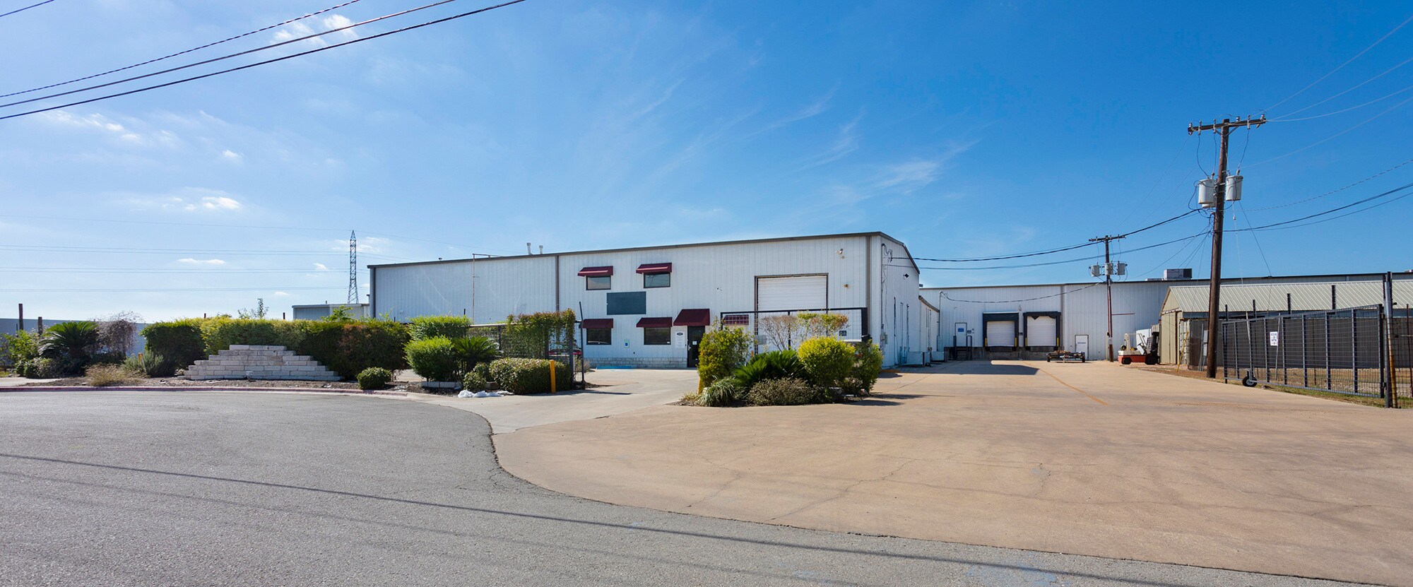 1403 E Mlk Jr Industrial Blvd, Lockhart, TX for sale Primary Photo- Image 1 of 1