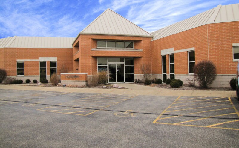 4116 Fieldstone Rd, Champaign, IL for sale - Primary Photo - Image 1 of 1