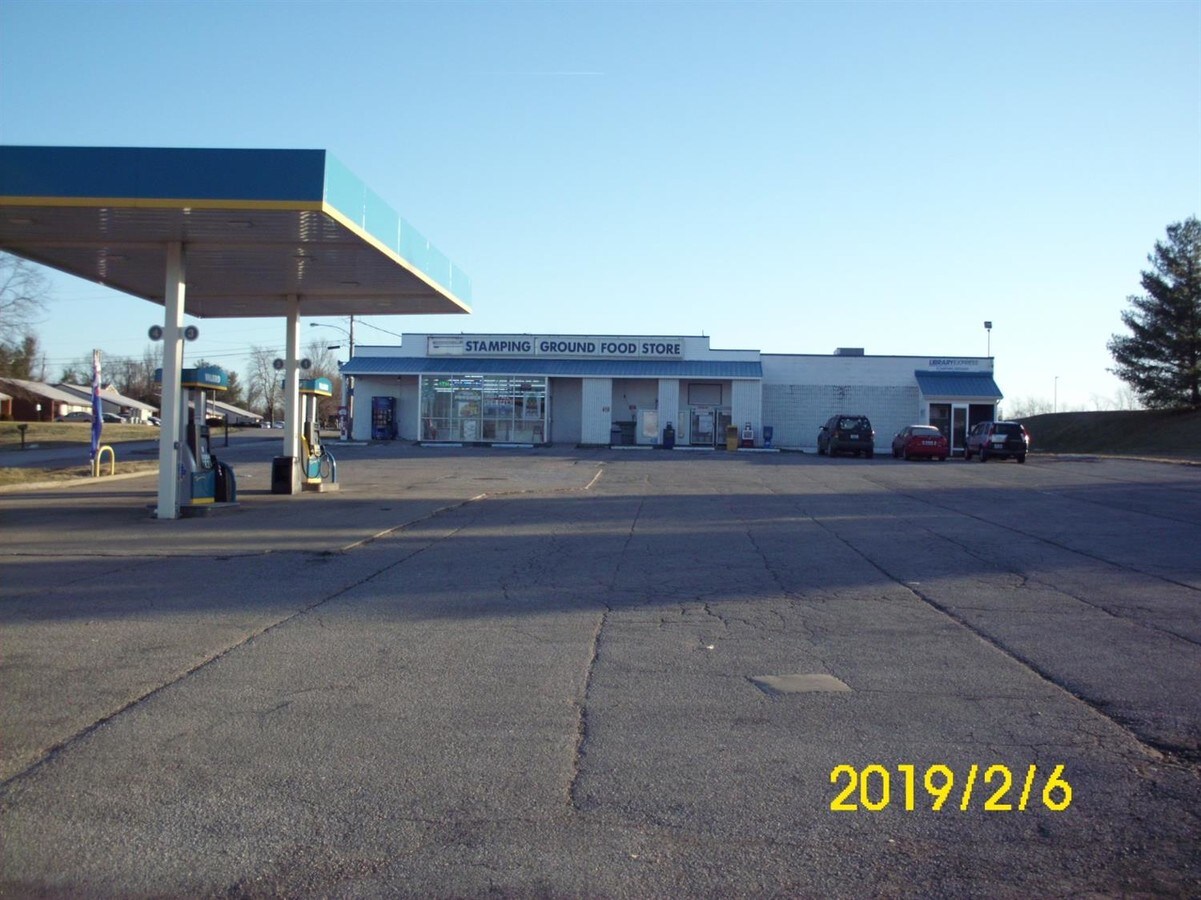 131 Springview Dr, Stamping Ground, KY 40379