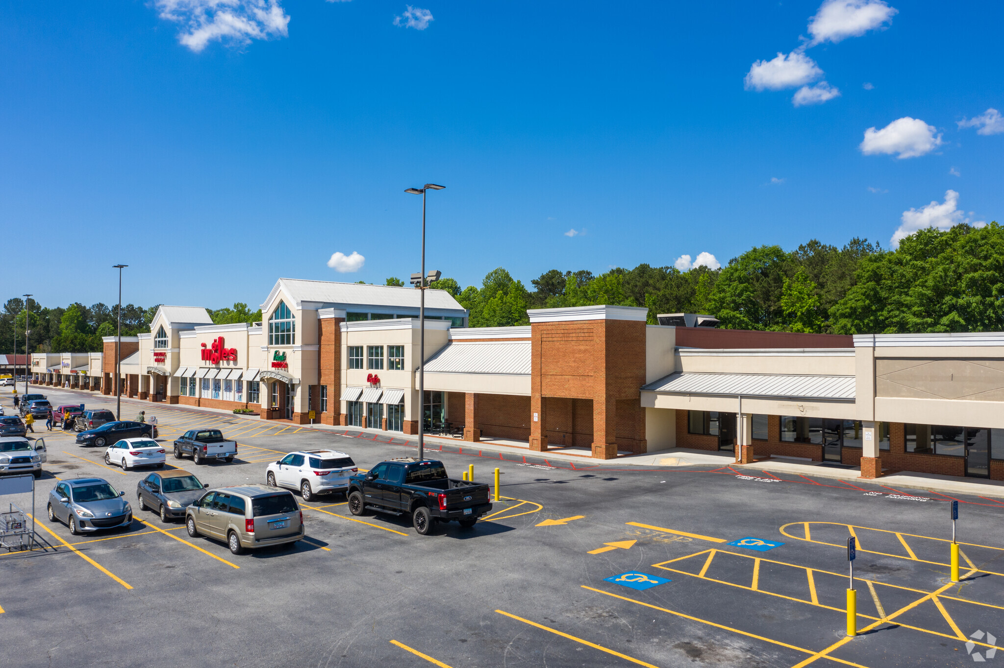 1124 N Park St, Carrollton, GA 30117 - Riverbridge Shopping Center ...