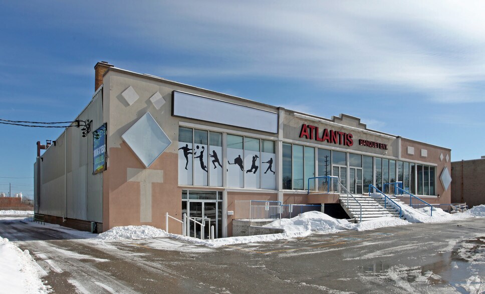 1199 Kennedy Rd, Toronto, ON for sale - Primary Photo - Image 1 of 1