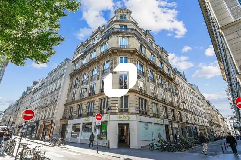16 Rue Martel, Paris for lease Building Photo- Image 1 of 29