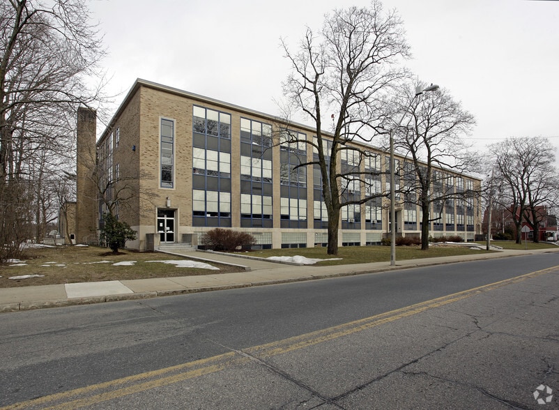 273 Union Ave, Framingham, MA for sale - Primary Photo - Image 1 of 1