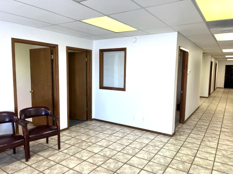 4105 S Chadbourne St, San Angelo, TX for lease - Building Photo - Image 2 of 8