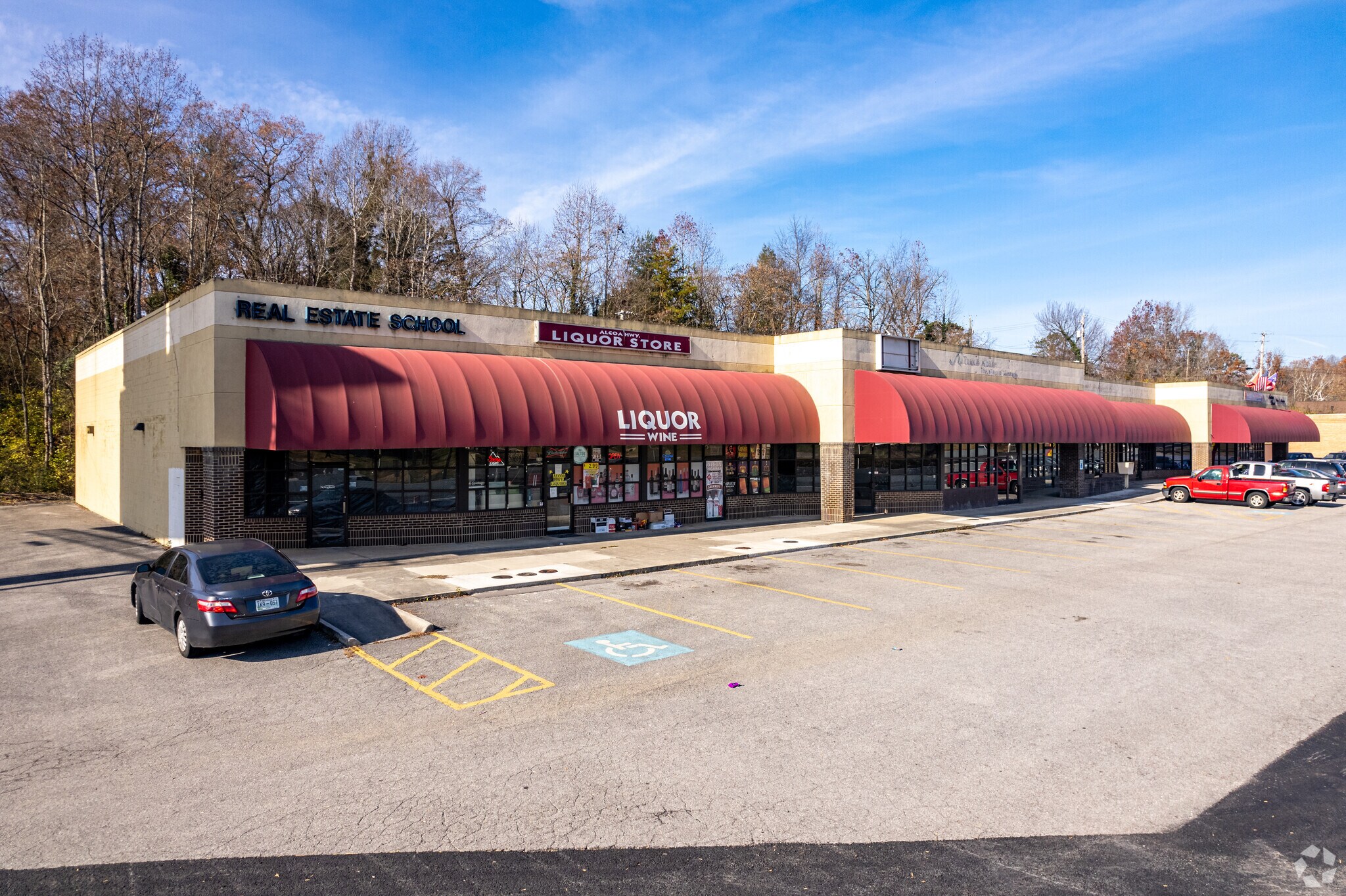 3105 Alcoa Hwy, Knoxville, TN 37920