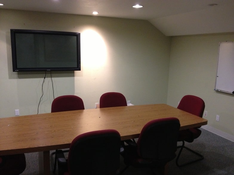 1924 Commercial St, Escondido, CA for lease - Interior Photo - Image 3 of 13