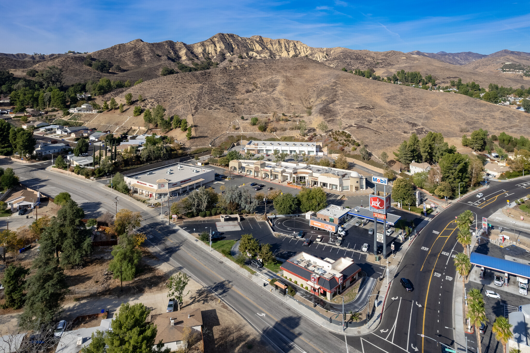 27911-27983 Sloan Canyon Rd, Castaic, CA for lease Building Photo- Image 1 of 12