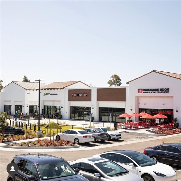21201-21327 Hawthorne Blvd, Torrance, CA for lease - Building Photo - Image 2 of 20