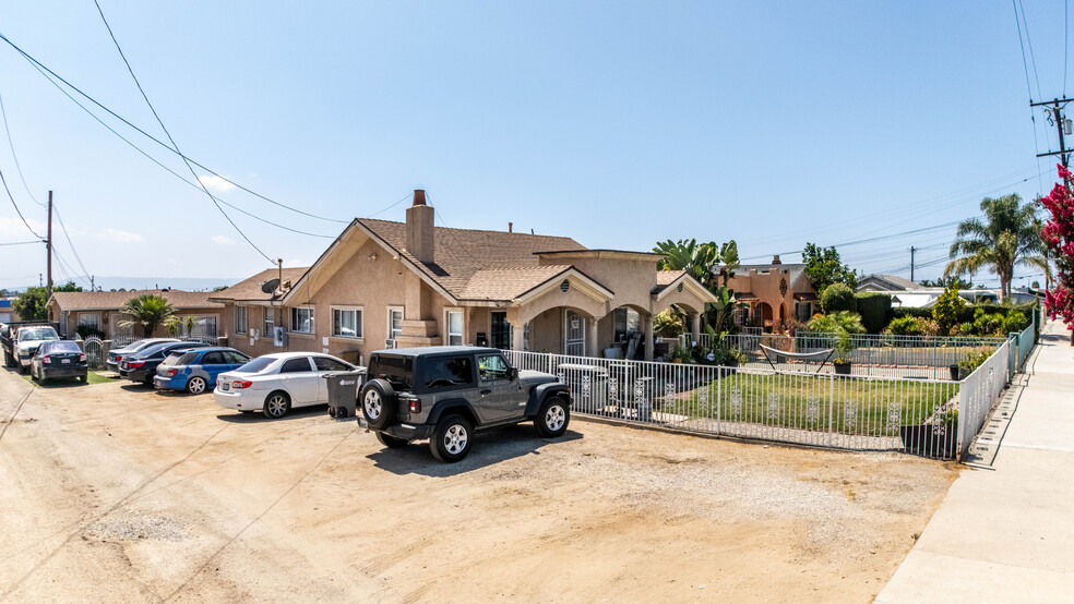 1418-1420 W 132nd St, Gardena, CA for sale - Building Photo - Image 2 of 6