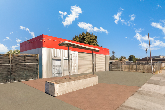 5500 International Blvd, Oakland, CA for sale - Building Photo - Image 2 of 19