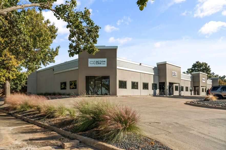 2100 Greenwood Dr, Southlake, TX for lease - Building Photo - Image 2 of 8