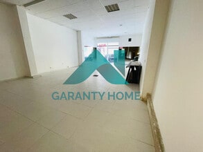 Retail in Cáceres, Cáceres for lease Interior Photo- Image 1 of 6