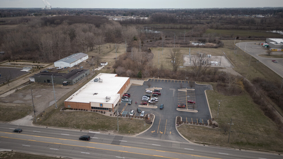 1850 N Telegraph Rd, Monroe, MI for lease - Primary Photo - Image 1 of 6