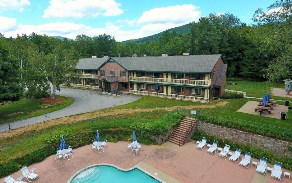 277 Artist Falls Rd, North Conway, NH 03860