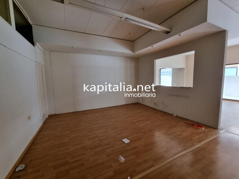 Retail in Ontinyent, Valencia for lease - Building Photo - Image 3 of 4