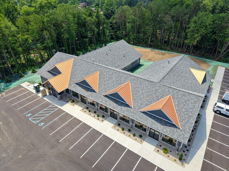 7537 20th ave, Georgetown Township, MI for lease - Building Photo - Image 2 of 8