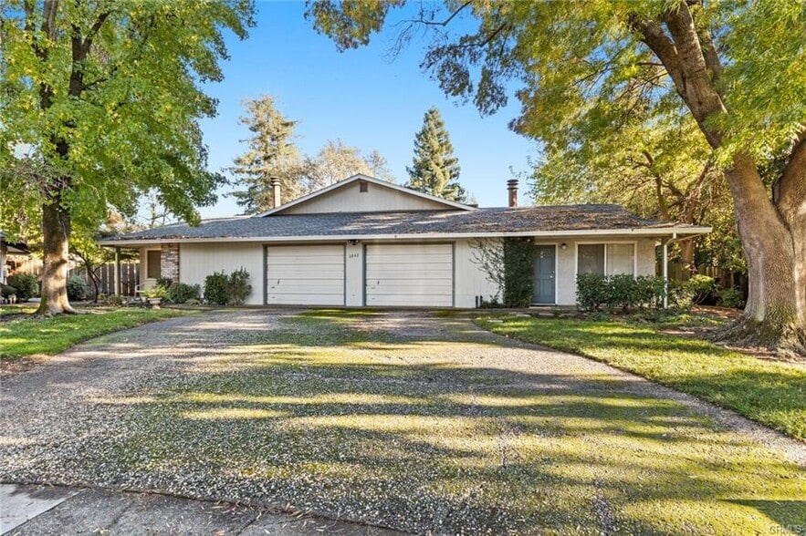 2842 Jolyn Way, Chico, CA for sale - Primary Photo - Image 1 of 22